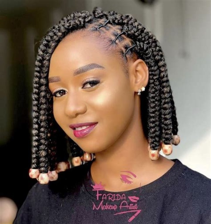Exquisite Short Braids: A Guide To Effortless Style