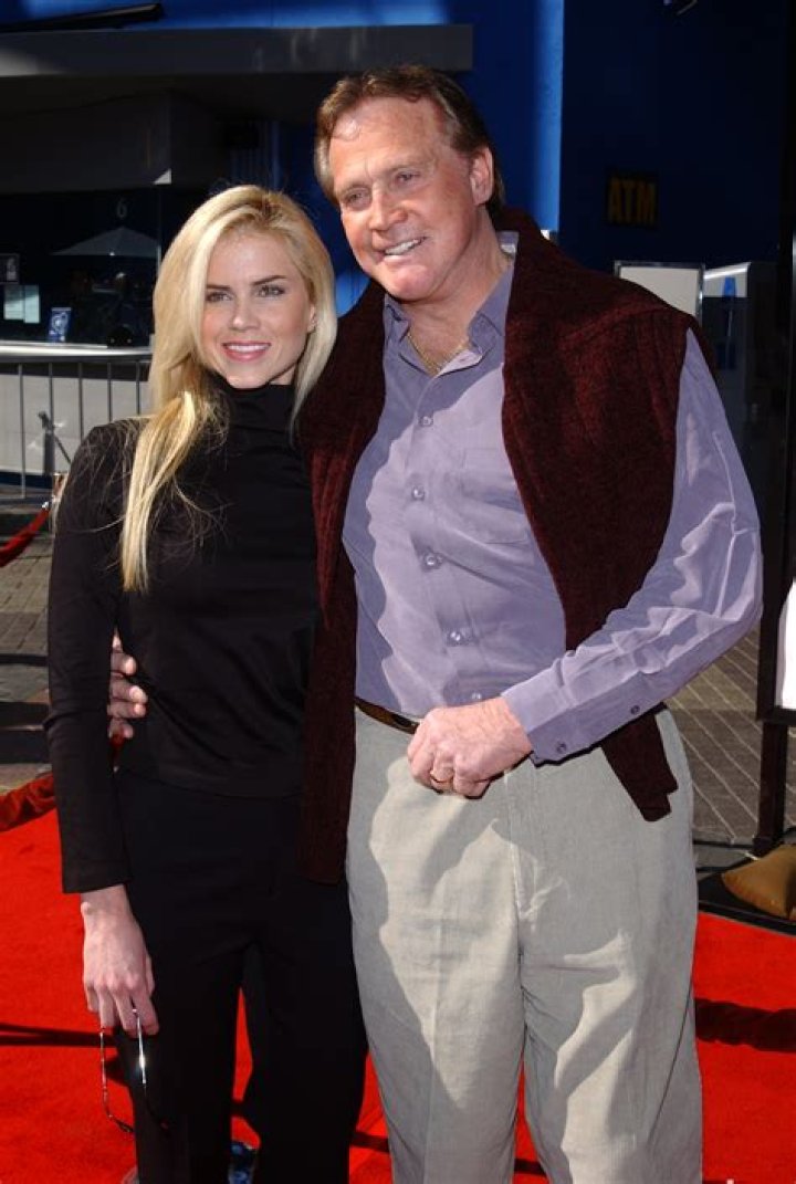 Faith Cross: Unveiling The Life Of Lee Majors' Wife