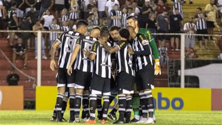 Figueirense x Remo ao vivo Assista a Figueirense ao vivo 27/07/2024 Futebol