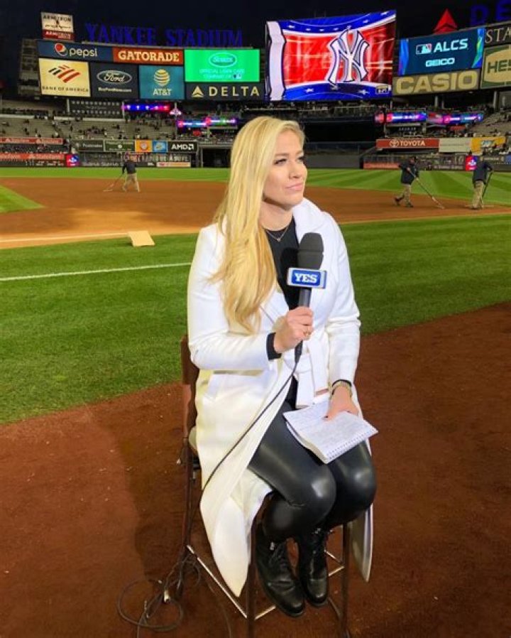 Find Meredith Marakovits's Professional Partner Easily