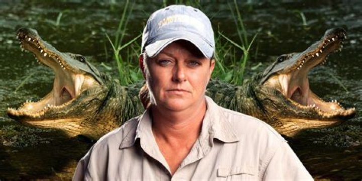 Find Out What Happened to Gator Queen Liz on the 'Swamp People' ·