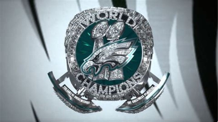 Former Chargers And Eagles Star Welcomes A New Arrival