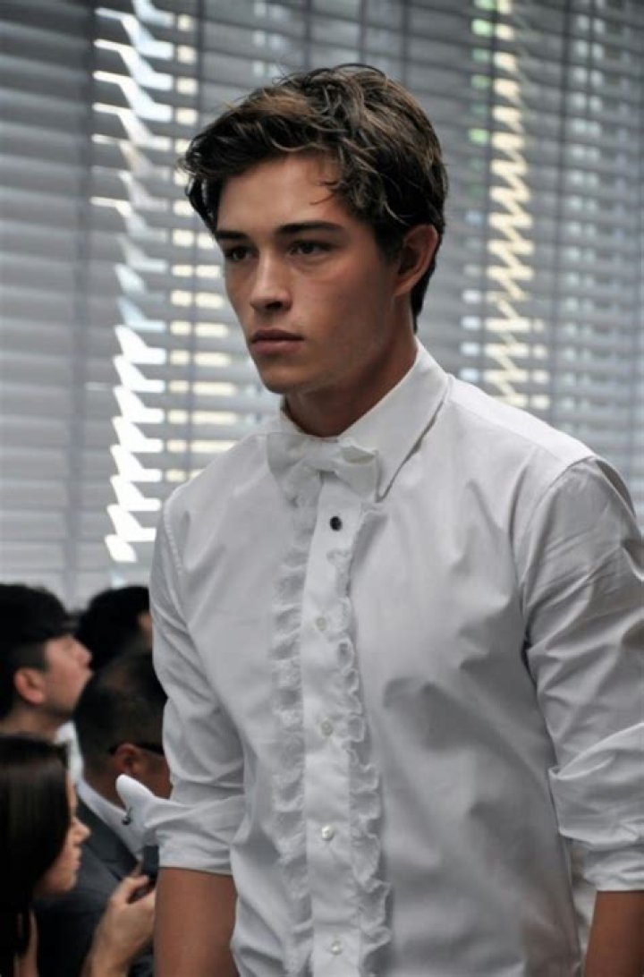 Francisco Lachowski's Height And Weight: A Model's Measurements