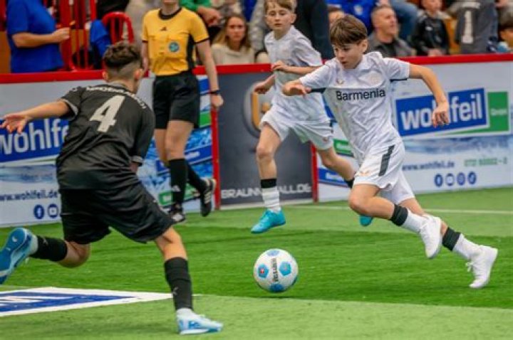 [[[Fußball#]]>] KSC gegen RC Strasbourg im streaming SG Graben-Neudorf >> Int. U14-Turnier >> News 27 Juli 2024