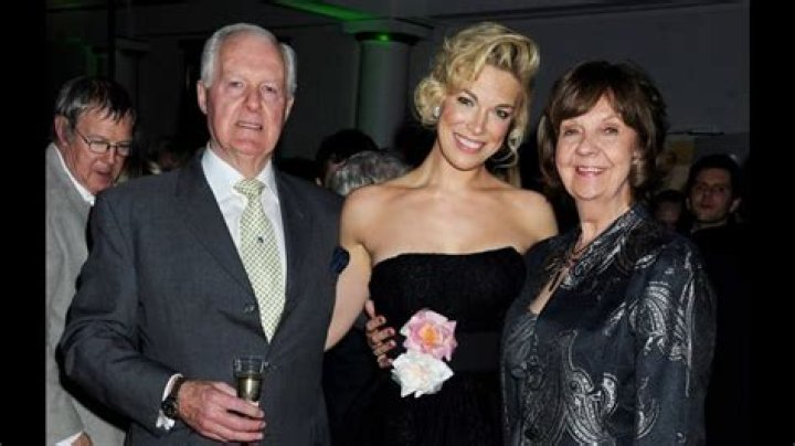 Hannah Waddingham's Husband And Daughter