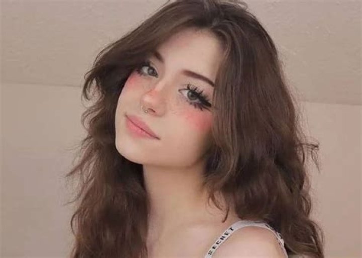 Hannahowo's Exclusive Content Leaks On OnlyFans