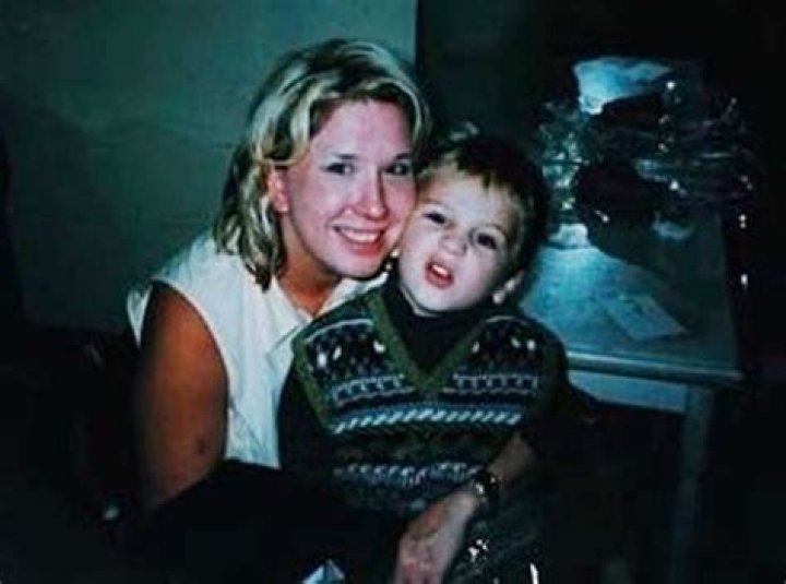 How Did Zach Bryan's Mother Pass Away?