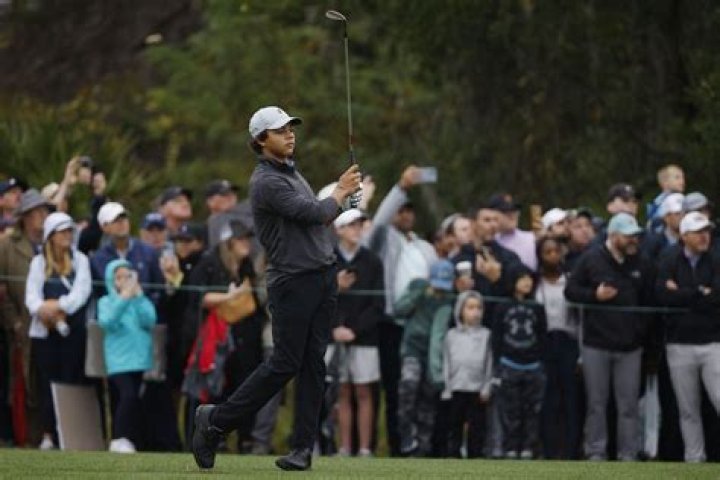 How far did Charlie Woods hit his drive at the PNC Championship? Exploring the range of the golf pro ·
