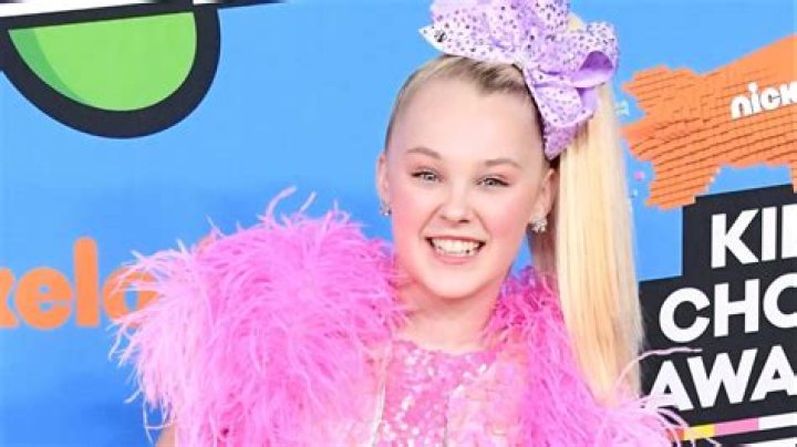 How Old Is JoJo Siwa? Uncover The Young Star's Age