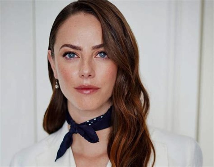 How Rich Is The Talented Actress?
