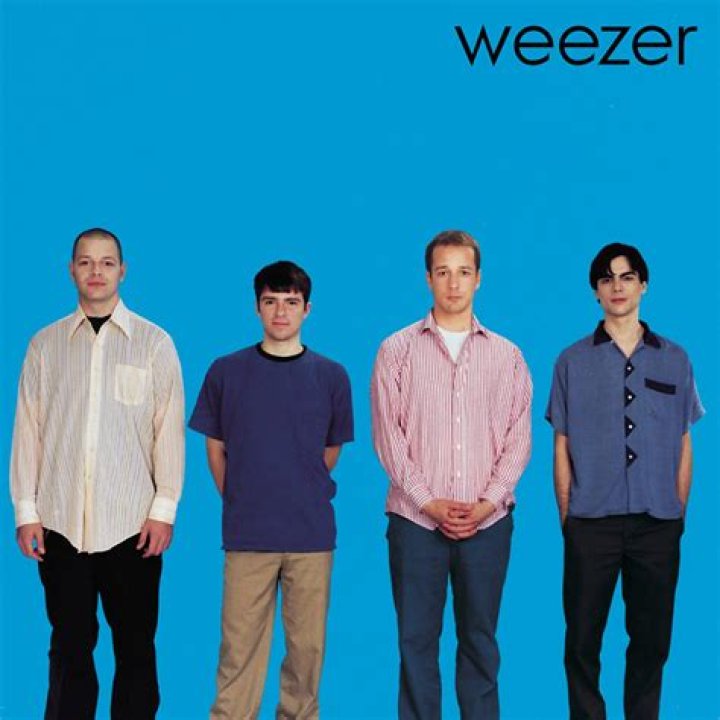 How Tall Is The Weezer Frontman?