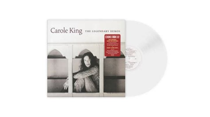How The Legendary Carole King Built Her Enormous Fortune