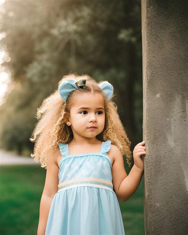 Im not that young little girl anymore ·