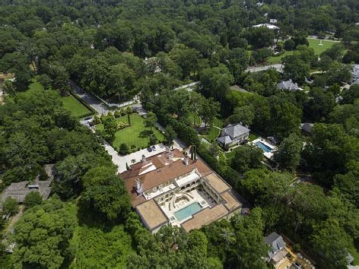 Immerse Yourself In The Opulence Of Buckhead's Celebrity Homes
