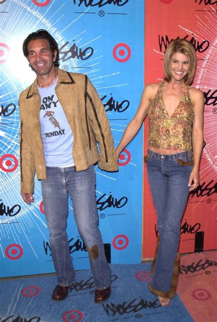 Is Alex O'Loughlin Married? Get The Answer Now