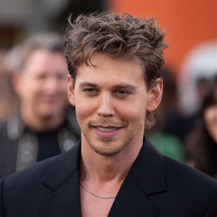 Is Austin Butler Related To Gerard Butler?
