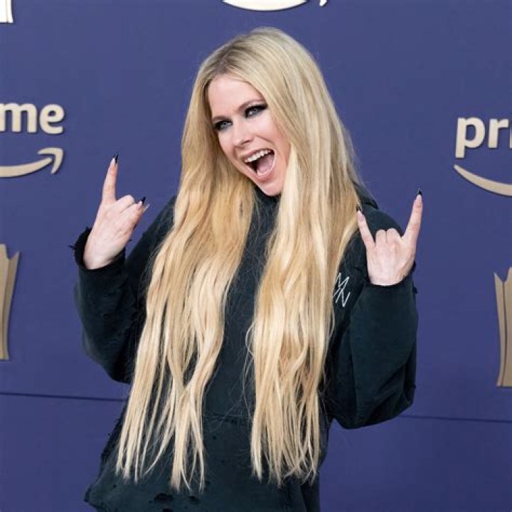 Is Avril Lavigne Expecting A Baby In 2024?