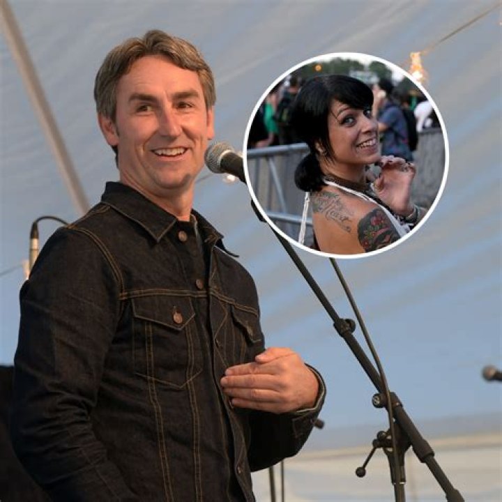 Is Danielle On American Pickers Married? The Truth Revealed
