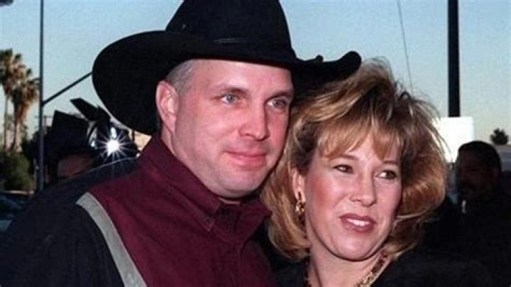 Is Garth Brooks Getting A Divorce