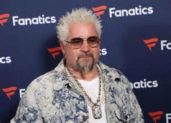 Is Guy Fieri's Political Affiliation Really Republican?