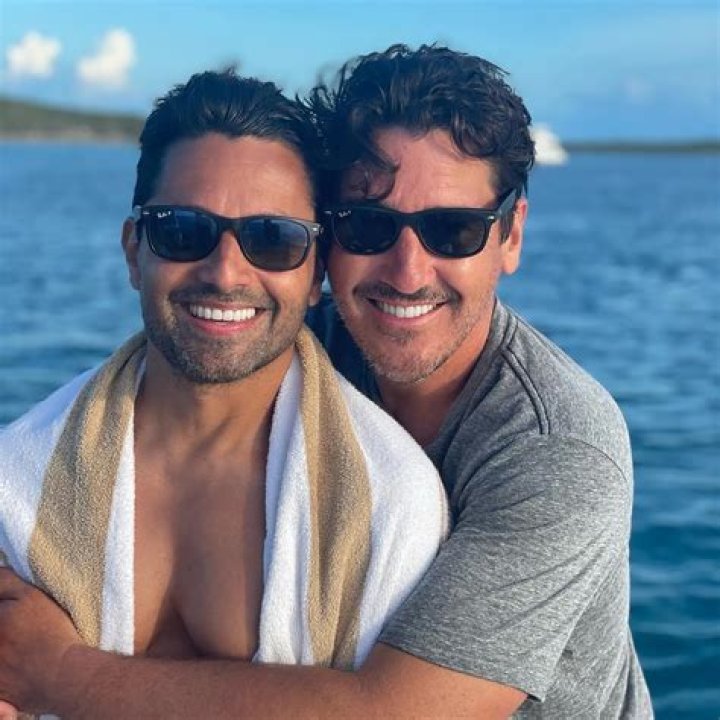 Is He Married? A Look At Jordan Knight's Relationship Status