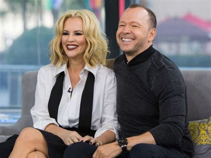 Is Jenny McCarthy's Marital Bliss Over? Rumors Of Impending Divorce Swirl