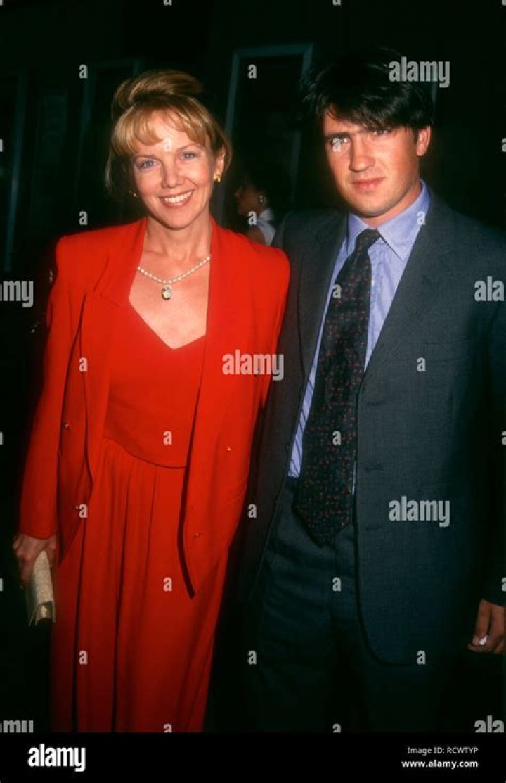 Is Linda Purl Still Married To Alexander Cary? The Truth Revealed