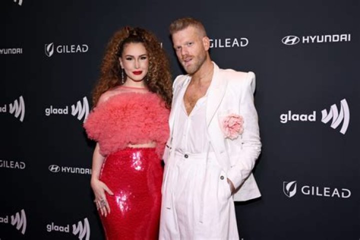 Is Loren Allred Married: Unveiling Her Relationship Status