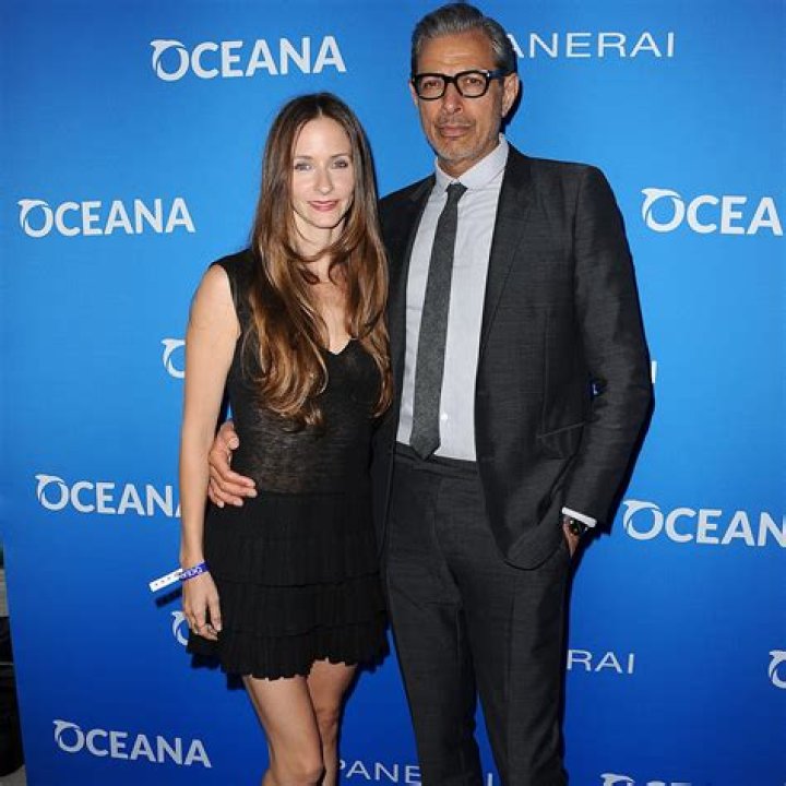 Jeff Goldblum: How Old Is His Wife, Emilie Livingston?