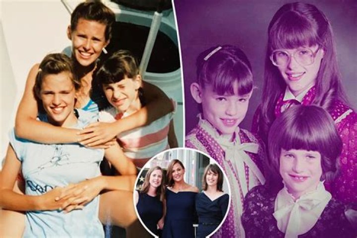 Jennifer Garner's Sibling Ties: A Look At Her Family