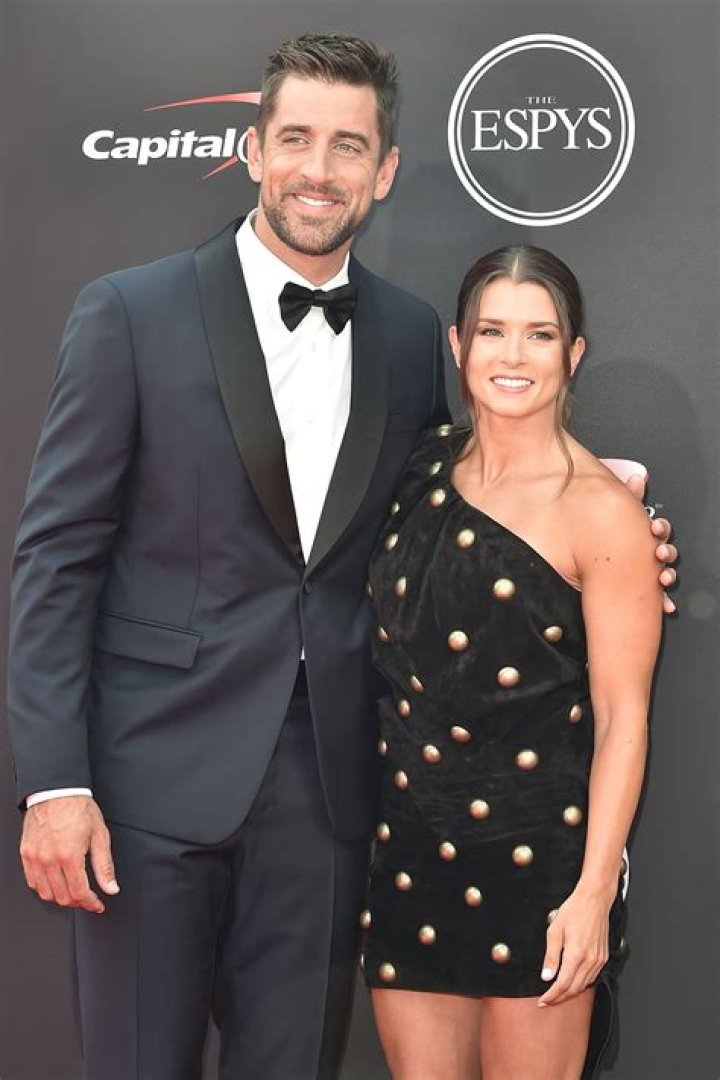 Jessica Szohr Relationship: Past And Present
