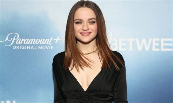 Joey King And The Cancer Rumors