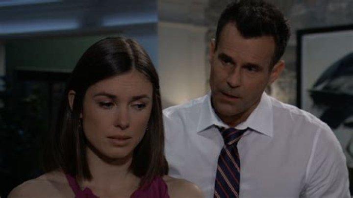 Jonathan Bailey's Relationship Status: Who's The Lucky Lady?