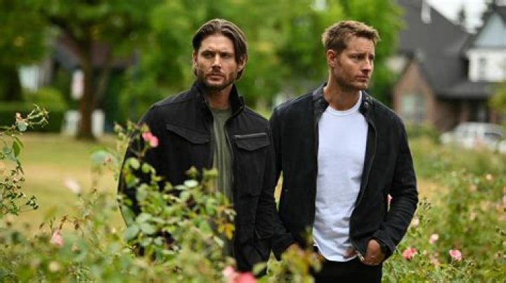 Justin Hartley Relationship: Everything You Need To Know
