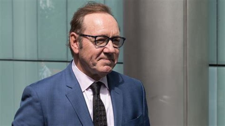 Kevin Spacey: Marital Status Uncovered