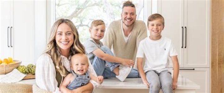 Kiefer Sutherland's Family: Insights Into His Wife And Kids