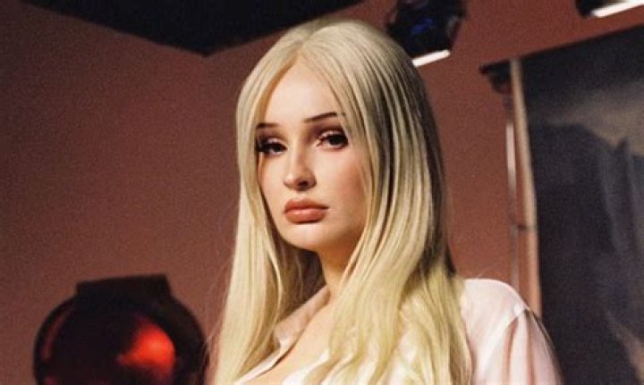 Kim Petras' Transition: Unveiling The Age Of Transformation