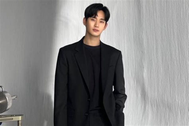 Kim Soo-hyun: Age And Profile Revealed