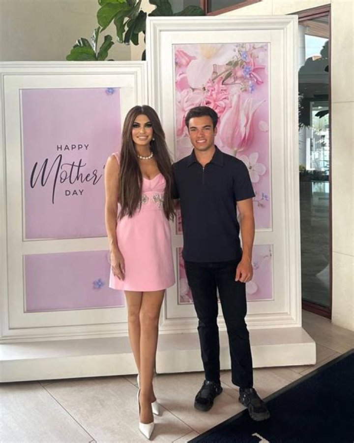 Kimberly Guilfoyle's Height And Weight: Uncovering The Stats