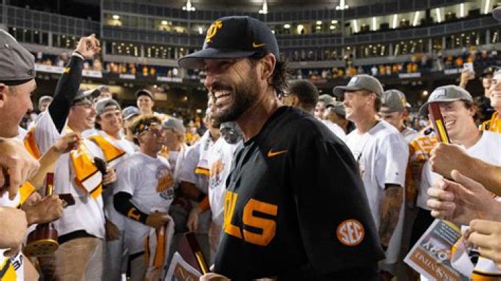 Know The Height Of Baseball Coach: Tony Vitello