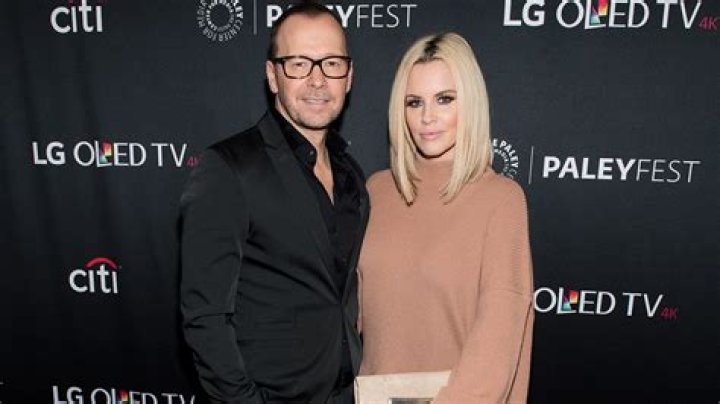 Learn The Truth: Who Is Jenny McCarthy's Husband?