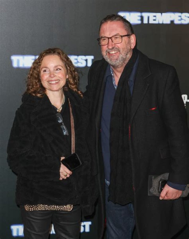 Lee Mack And His Wife Tara: A Comedic Couple