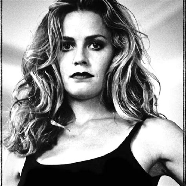 Legendary Actress Elisabeth Shue: A Cinematic Icon