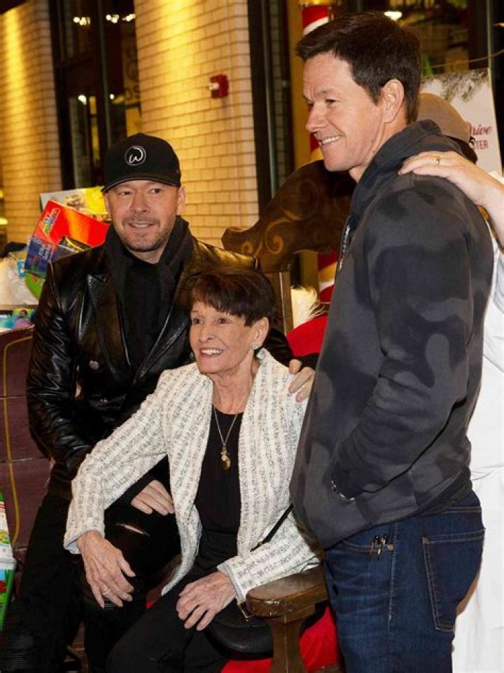 List Of Donnie Wahlberg's Siblings: Know Them All