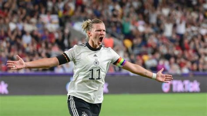 [LIVE@@] Cerezo Osaka gegen Dortmund im live tv stream DFB-Kapitänin Alexandra Popp mahnt vor Olympia-Start 24 Juli 2024