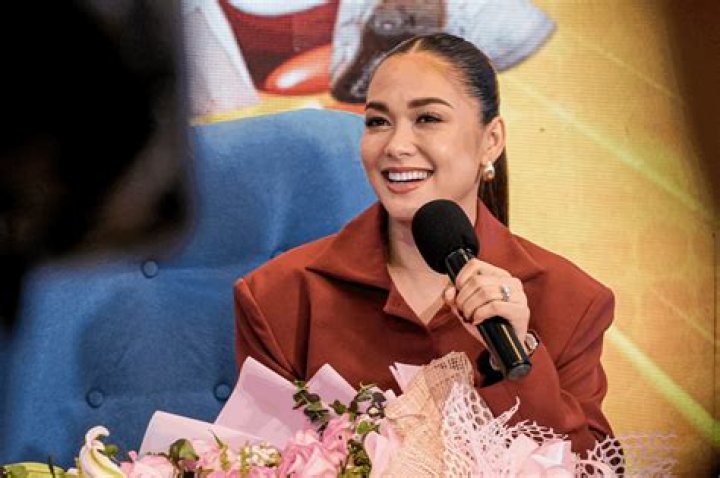 Locate Maja Salvador's Canadian Abode