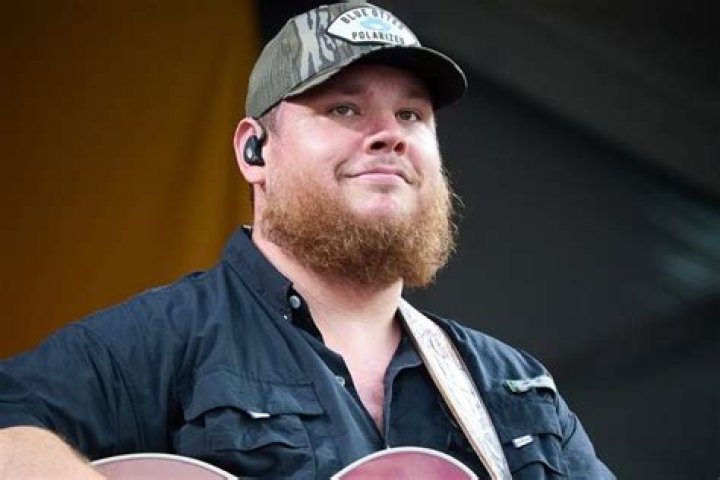 Luke Combs Age: Your Guide To The Country Star's Life And Career