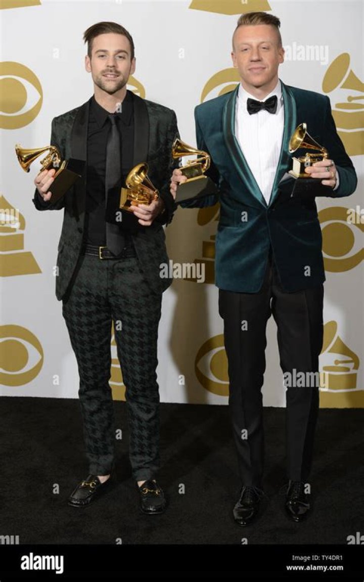 Macklemore's Remarkable Height: Unveiling The Giant Behind The Music