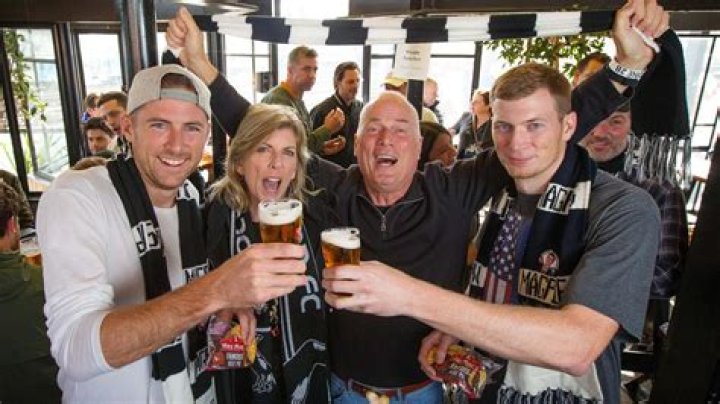 Mason Cox Family: Family Profile And History