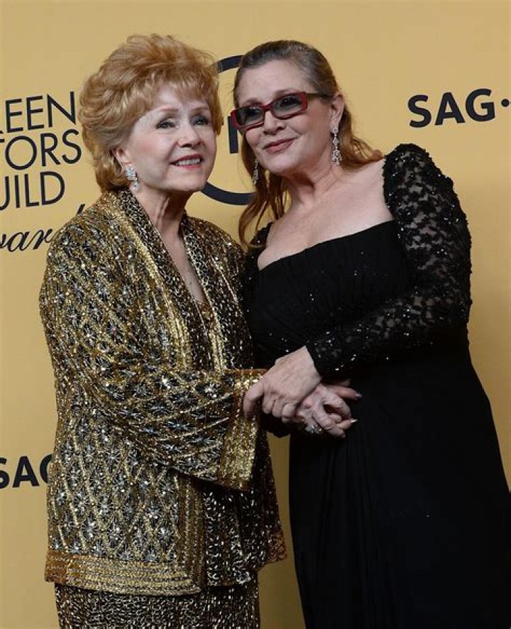 Meet Billie Lourd's Famous Parents: A Hollywood Legacy Explored